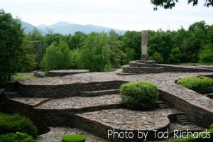 Sculpture landscape at Opus 40 Gardens